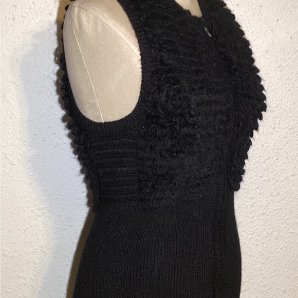BCBG MaxAzria vest Alpaca Knit Sweater size small - Picture 7 of 8